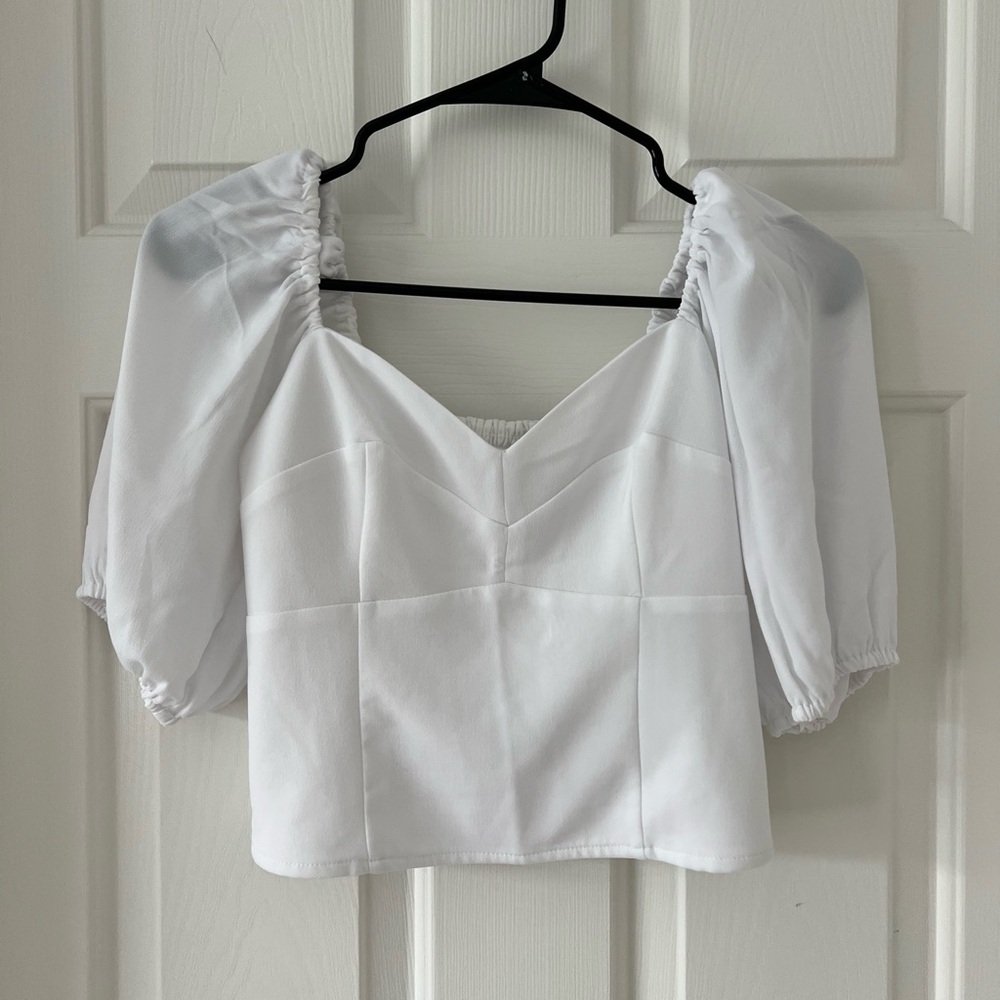 Abercrombie White Sweetheart Neck Crop Top Blouse